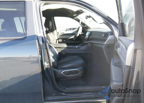 2024 Jeep Wagoneer L Series Ii 4X2 from USA, damaged, VIN 1C4SJRBP1RS102431